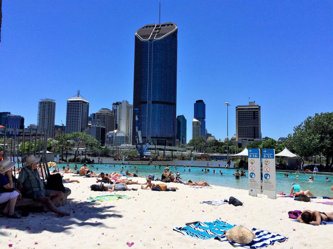 Exterior & Views 1, Brisbane Skyline View 2Beds River view Apt, South Brisbane