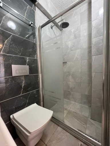 Bathroom 5, TAKSIM BRAND SUITE HOTEL, Beyoğlu