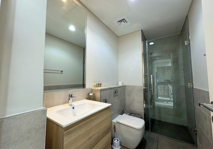 Bathroom, Modern 1 BR Golf Vita Damac Hills 1, Dubai