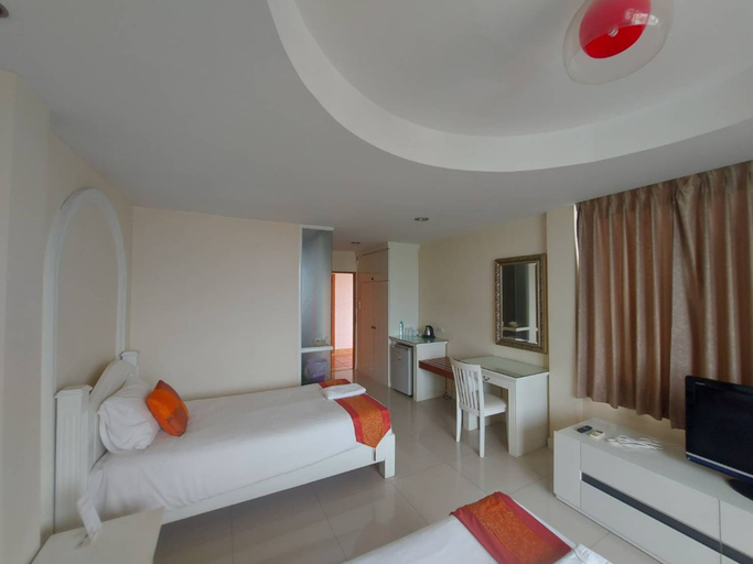Bedroom 2, Grand Smile Wellness Resort, Pattaya