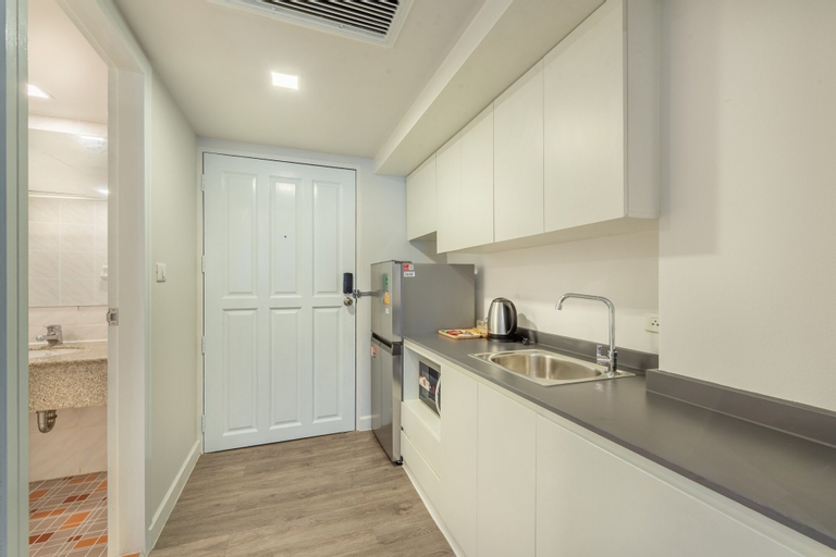 Dining Room 11