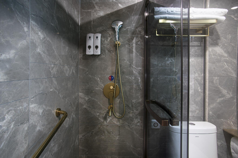 Bathroom 5