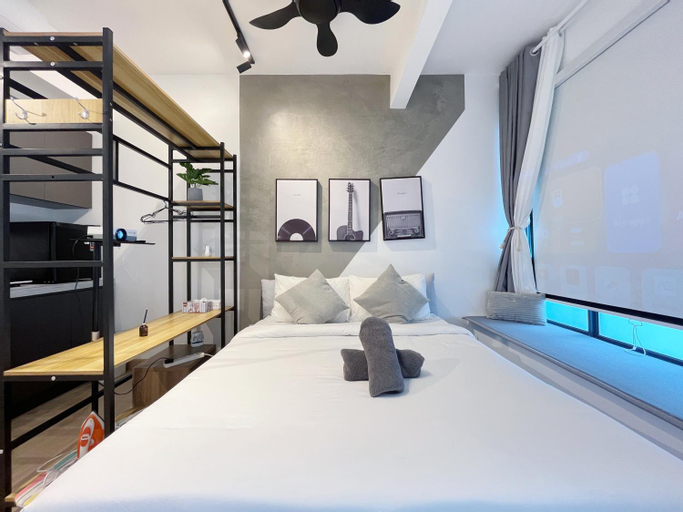 Bedroom 12