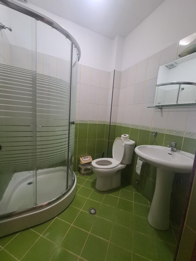 Bathroom 3