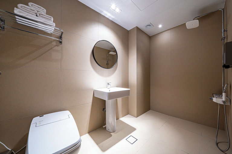 Bathroom 3, Cielo Hotel, Jecheon