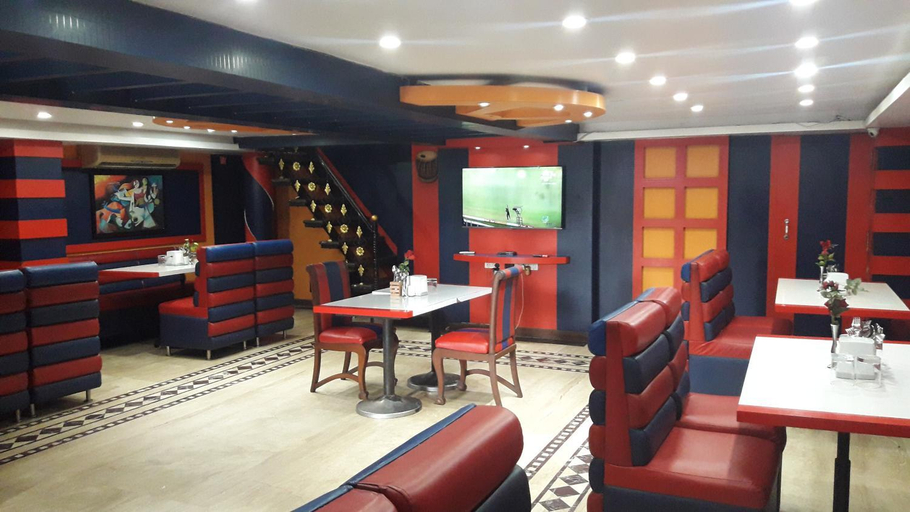 Food & Drinks 4, Shine Hospitality Palace, Mumbai Suburban