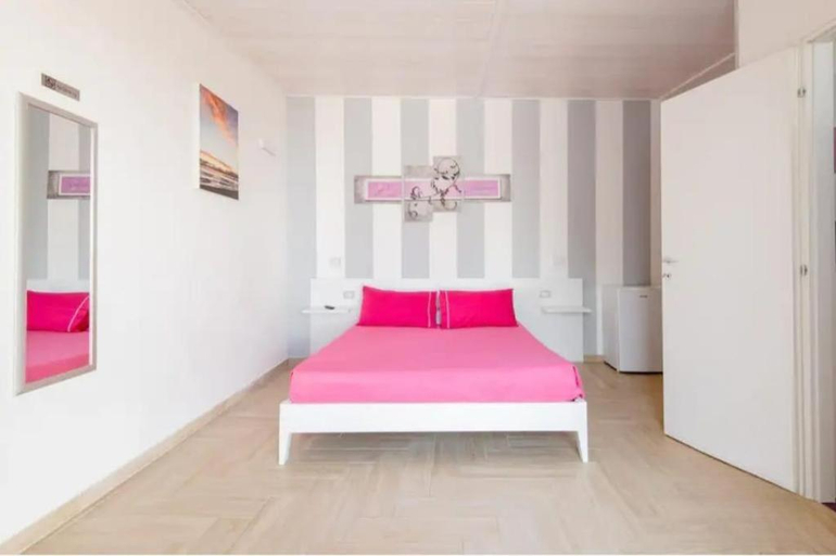 Others 2, Briciola's rooms, Lecce