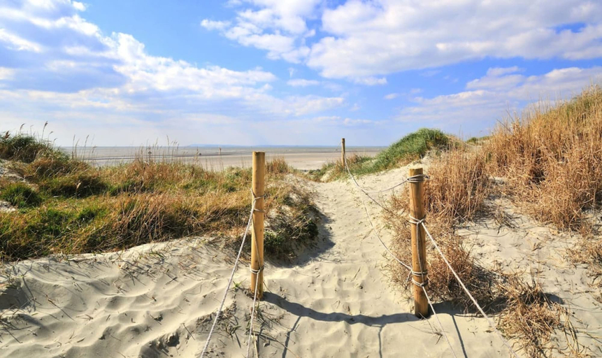 Others 5, Mariners Stylish Beachside Getaway With Sea Views, West Sussex
