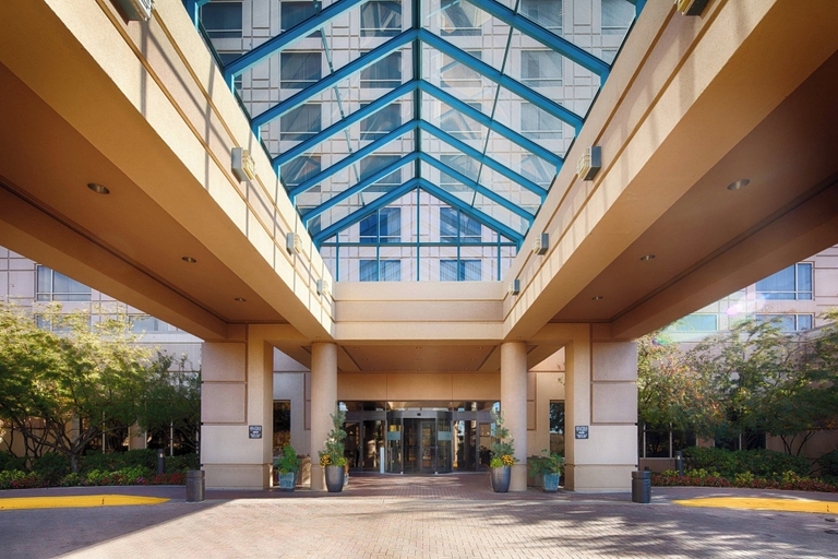 Exterior & Views 2, Marriott Minneapolis Southwest, Hennepin