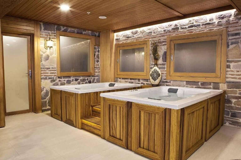 Bathroom 5, Baron Hotel & Spa, Fatih