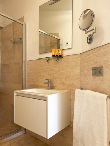 Others 3, Suite con giardino, Olbia-Tempio