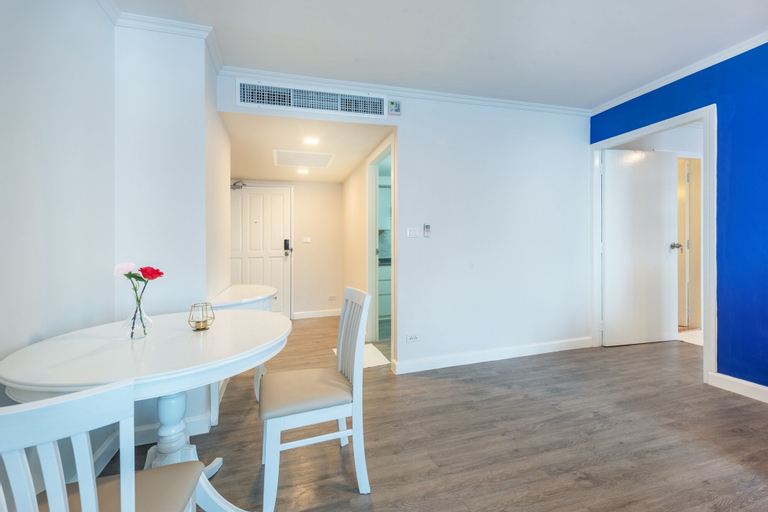 Bathroom 7