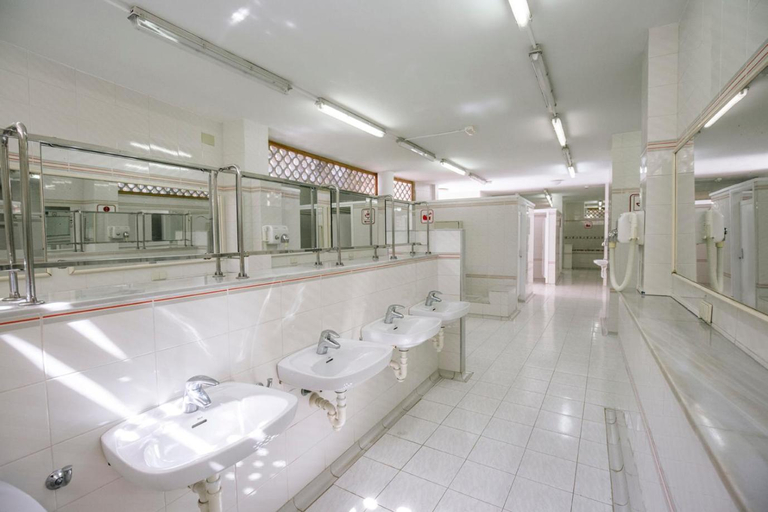 Bathroom, Kampaoh Tossa de Mar, Girona