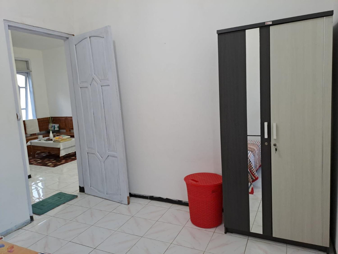 Others 5, Indo Homestay Malang, Malang