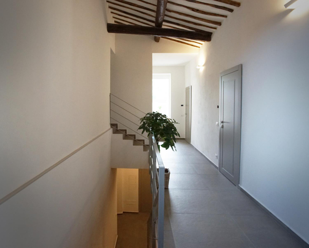 Others 4, New Moon Rooms, La Spezia