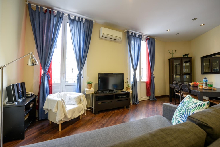 Others 4, RamblasRentals Design Renovated Apartment AC Balcony10m Ramblas - Parking - Wifi, Barcelona