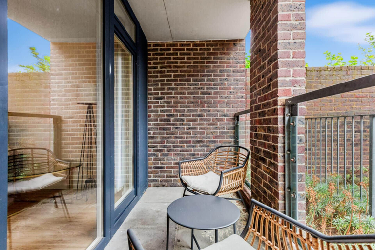 Others 4, Modern 2-bed Apartment in Stratford, London