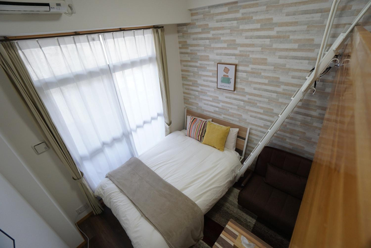 Bedroom 2, Apartment House Hakuyu Motomachi K, Osaka