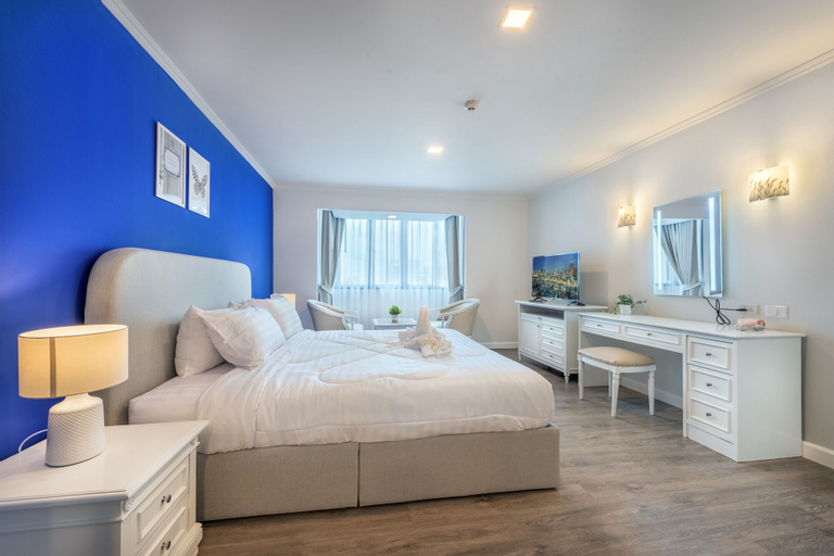 Bedroom 8