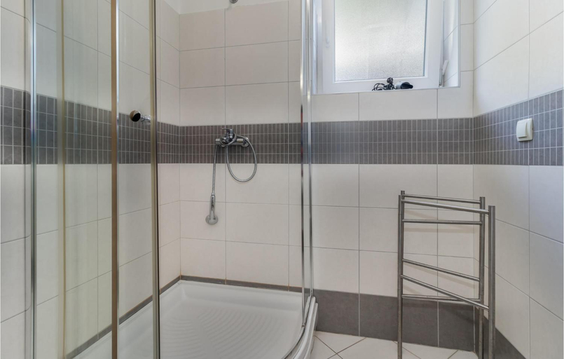 Bathroom 2, Lovely Apartment In Crikvenica With Wifi, Crikvenica