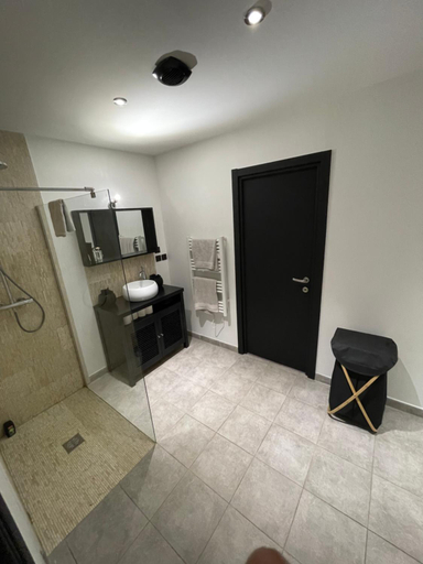 Bathroom 3, Villa Blanche, Alpes-Maritimes