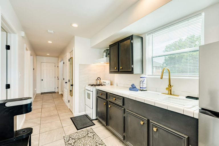 Bathroom 3, Soleil House - Unit B, Galveston