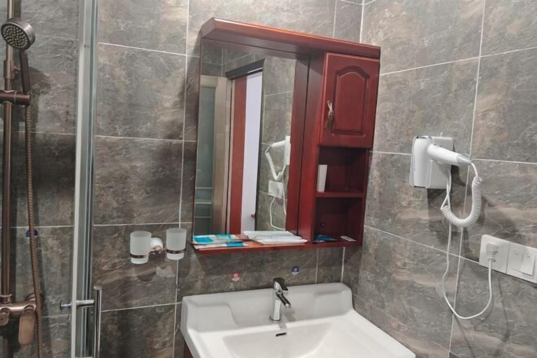 Bathroom 3, Nanyi Hotel, Zunyi
