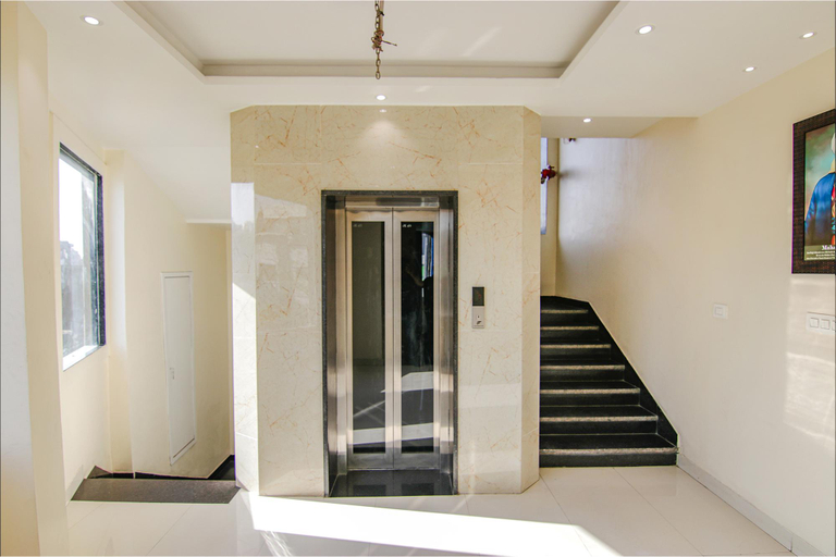 Public Area 2, Fabhotel Punjab Pride, Amritsar