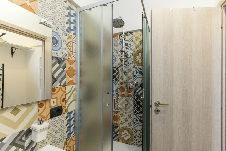 Bathroom 3, Terrazza Tramonto by Wonderful Italy, Brindisi