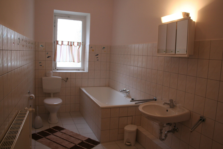 Bathroom 5, Landgasthof Hotel Rebe, Alzey-Worms