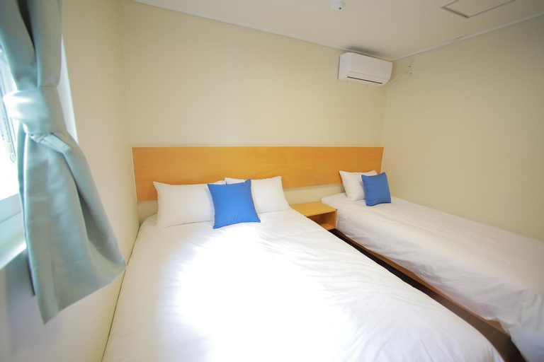Bedroom 8