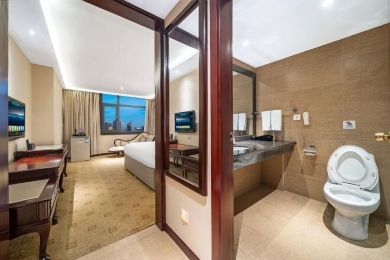 Bathroom 3, Red Coral Hotel, Zhengzhou