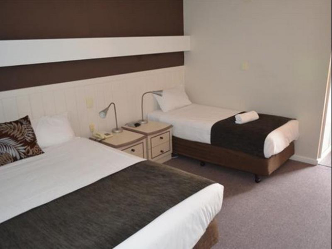 Bedroom 9
