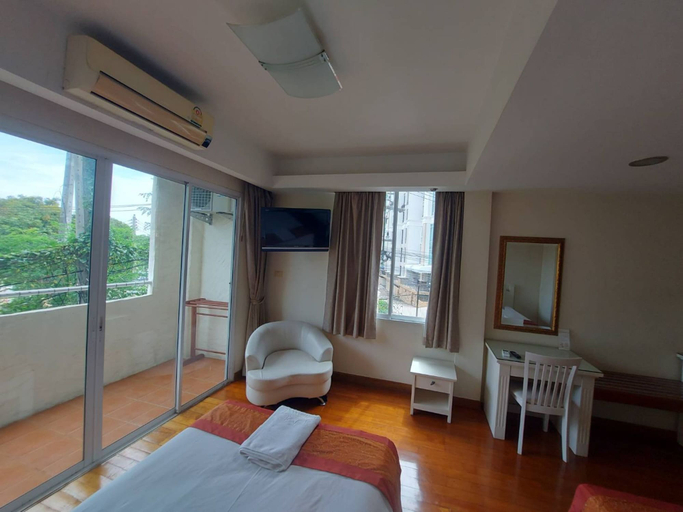 Bedroom 2, Grand Smile Wellness Resort, Pattaya