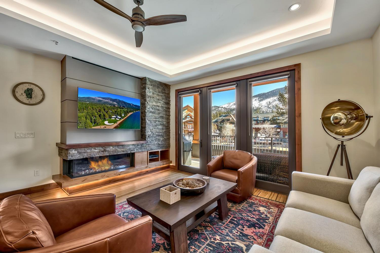 Others 5, Luxury Three Bedroom Residence steps from Heavenly Village condo, El Dorado