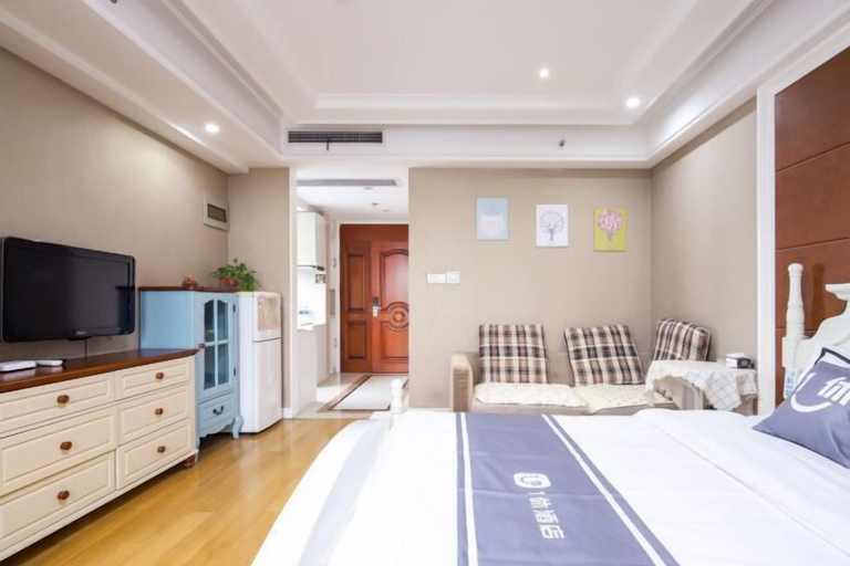 Bedroom 5, Kaiweina Hotel (Shengtai Road Subway Station Store), Nanjing