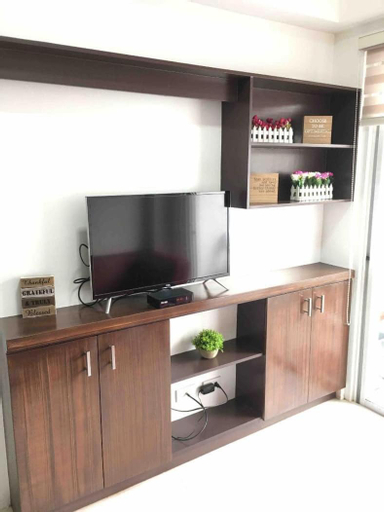 Others 3, Vhomes Baguio Burnham hills condominium 2BR with Balcony, Baguio City