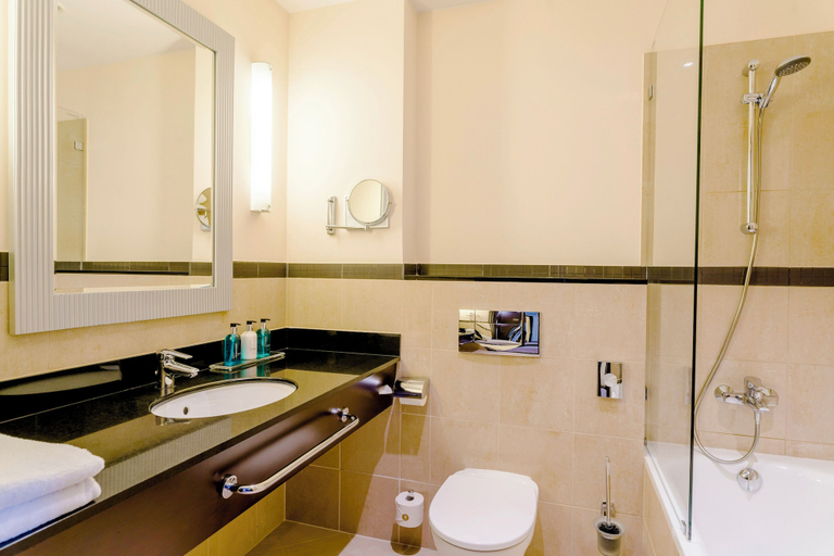 Bathroom 5, Polonia Palace Hotel, Warsaw