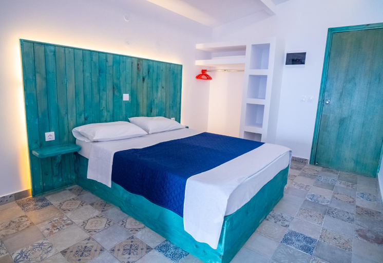 4, Ta Kymata Karpathos, South Aegean