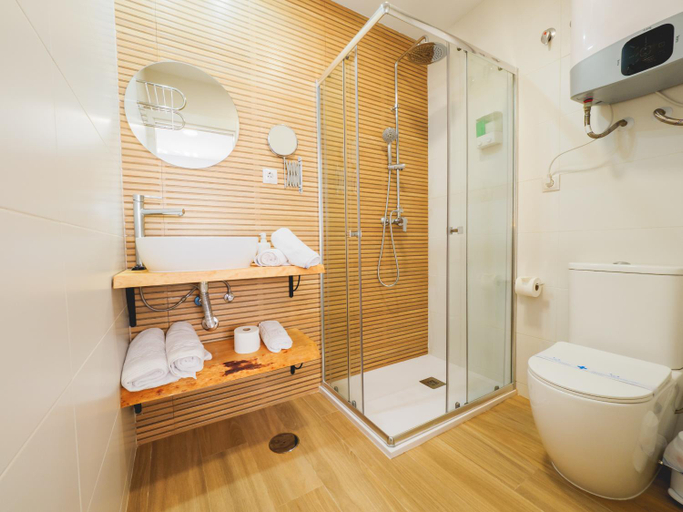 Bathroom, Cubo's Hostal William's Sunny 4, Málaga