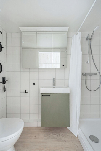 Bathroom 2, P-ONE Apartments Self Check-in, Vilniaus