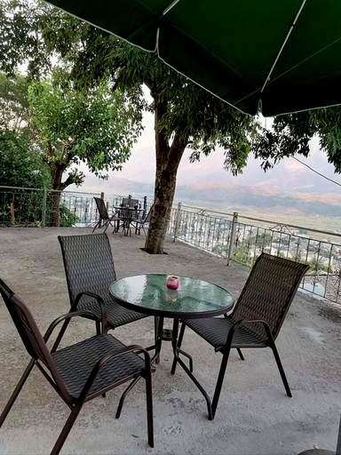 Others 5, Panoramic Vlachos, Gjirokastrës