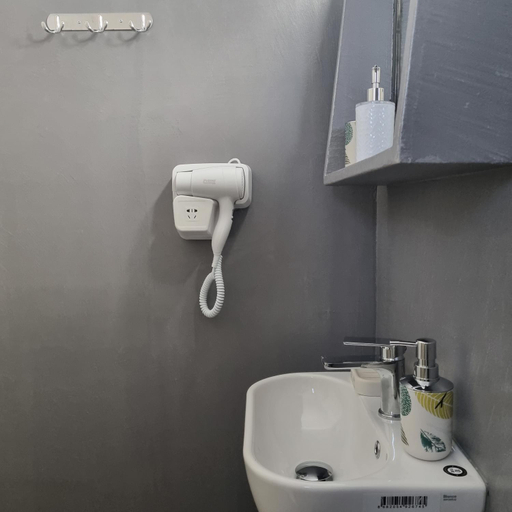 Bathroom 2, Arocaria - Faliraki peaceful apartments, South Aegean