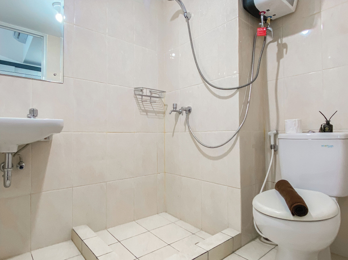 Bathroom 2, Best Place And Restful Studio At Apartment Springlake Summarecon Bekasi, Bekasi