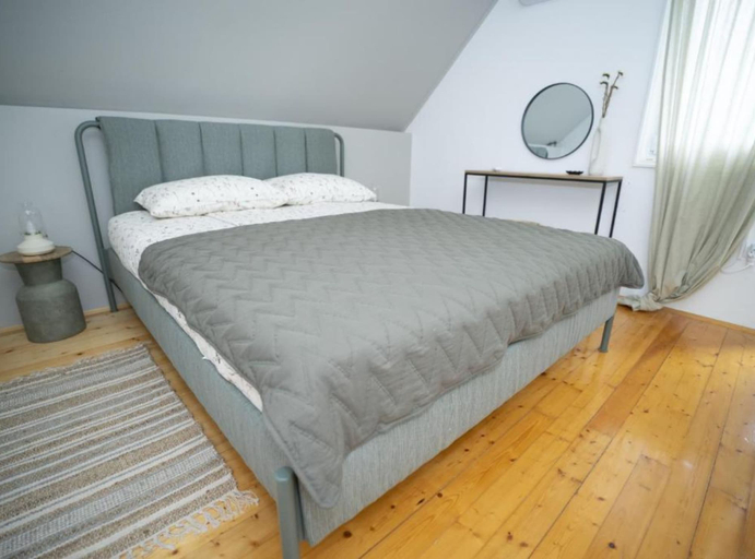 Bedroom 2, Holiday Home Casa Huerta, Netretić