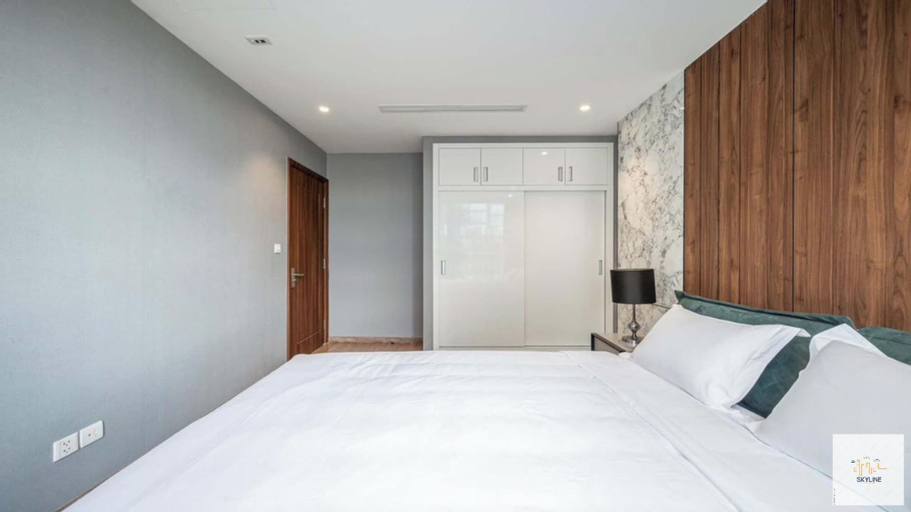 Bedroom 13