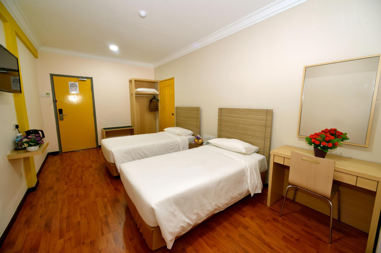 Bedroom 12