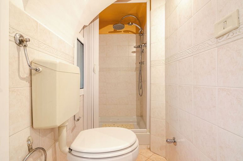 Bathroom 4, Studio nel Cuore della Citta' by Wonderful Italy, Bologna