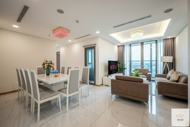 Dining Room 14