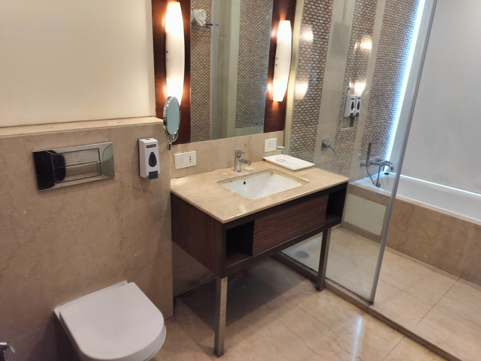 Bathroom 3, Oodles Hotel Chhattarpur South Delhi, Delhi